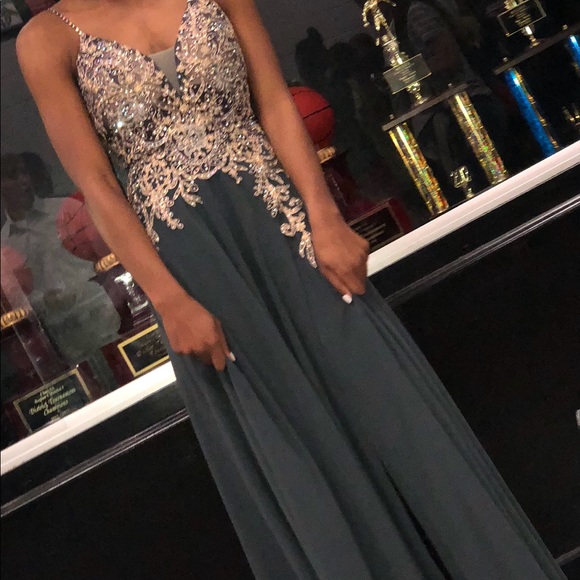 Jovani Prom dress. size 00 - Picture 2 of 2